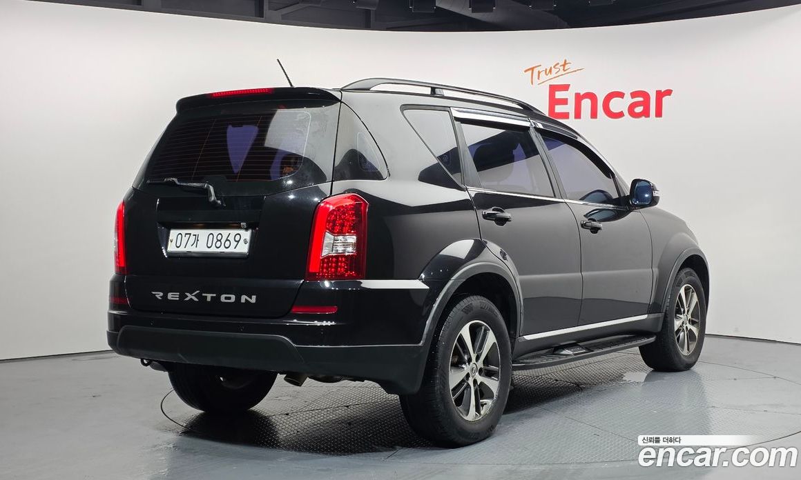 SsangYong (KG Mobility) Rexton W фото 2
