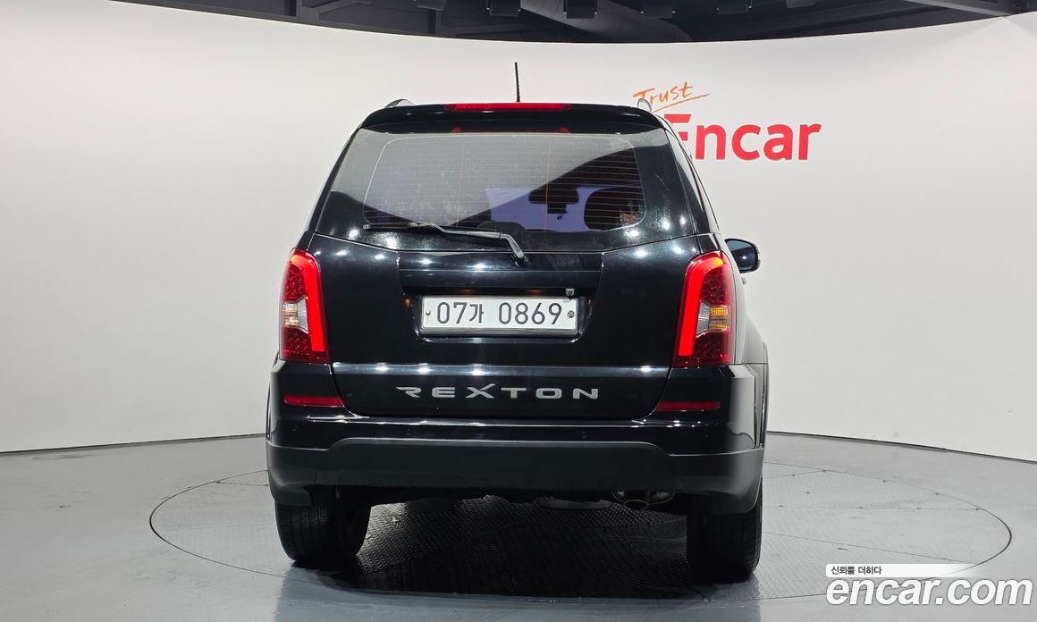 SsangYong (KG Mobility) Rexton W фото 4