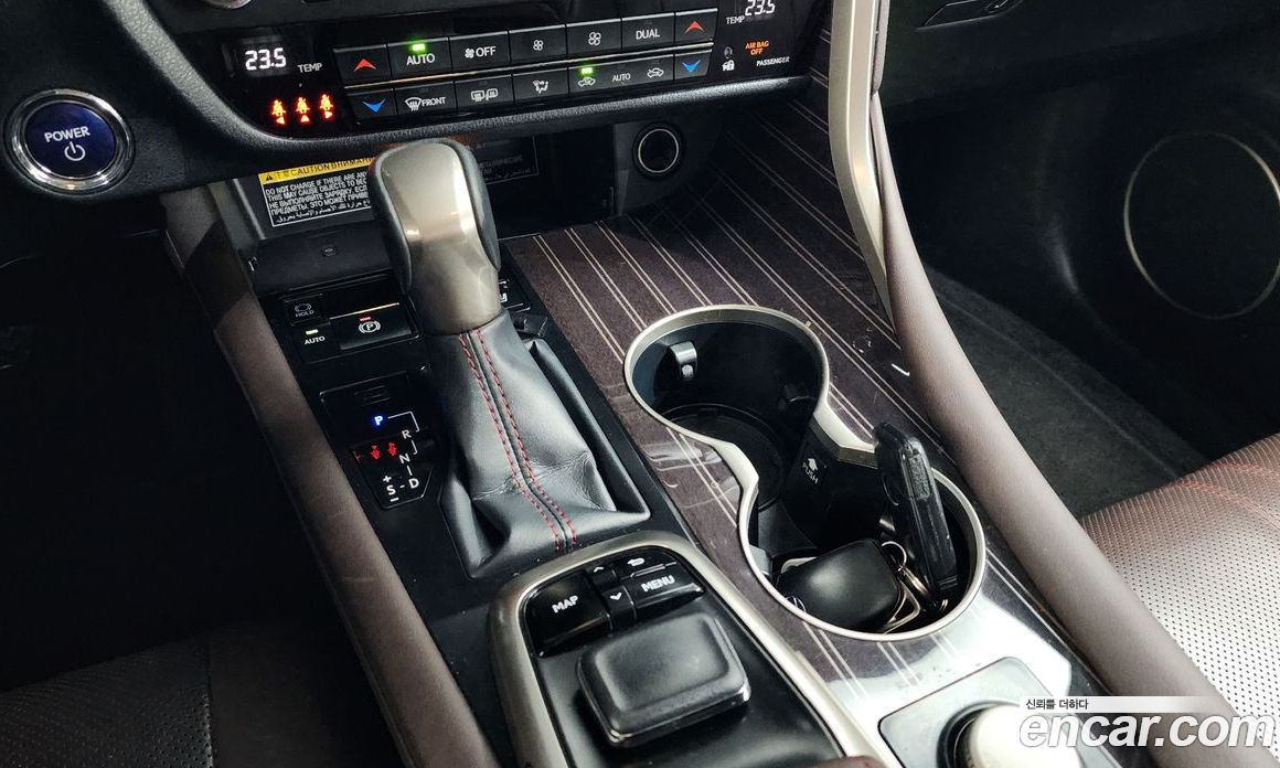 Lexus RX450h 4th Gen фото 9