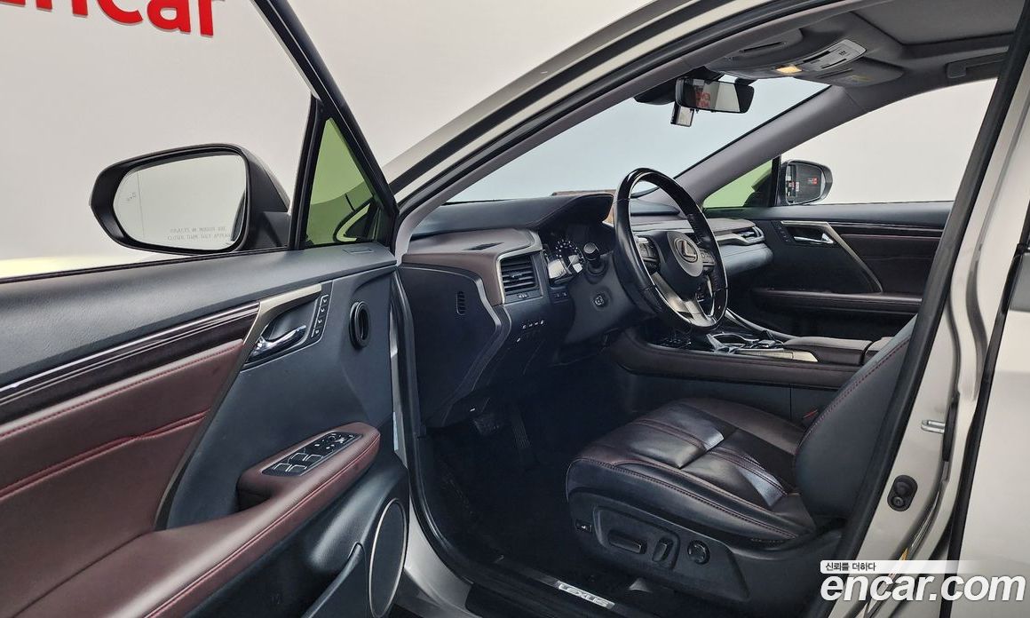 Lexus RX450h 4th Gen фото 10