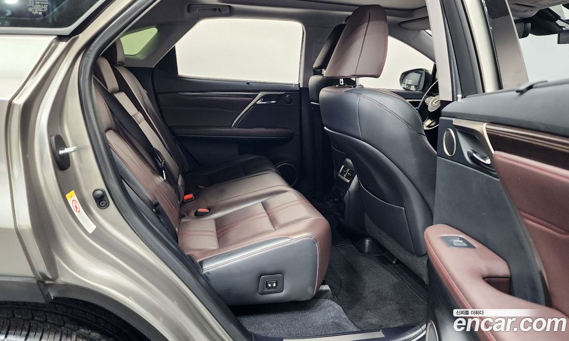 Lexus RX450h 4th Gen фото 11