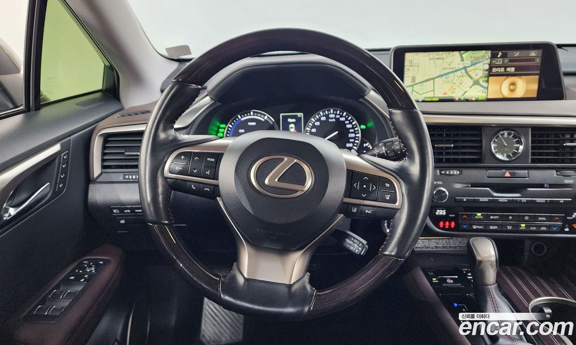 Lexus RX450h 4th Gen фото 13