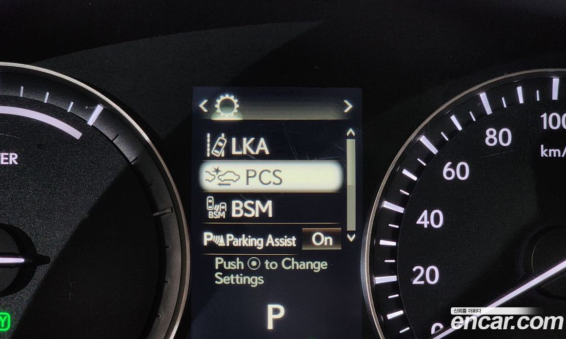 Lexus RX450h 4th Gen фото 20