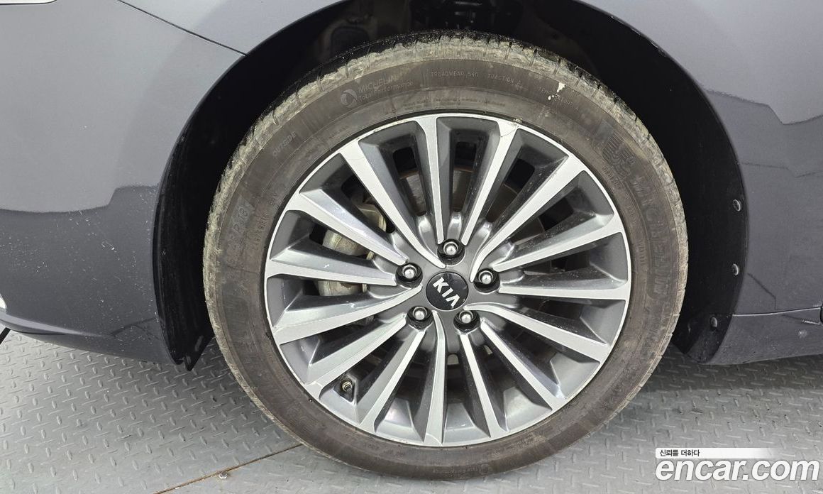 Kia K7 2nd Gen фото 5