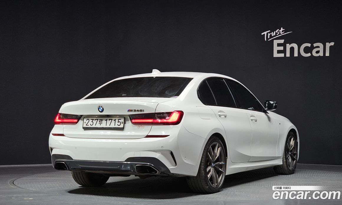 BMW 3-Series (G20) фото 2