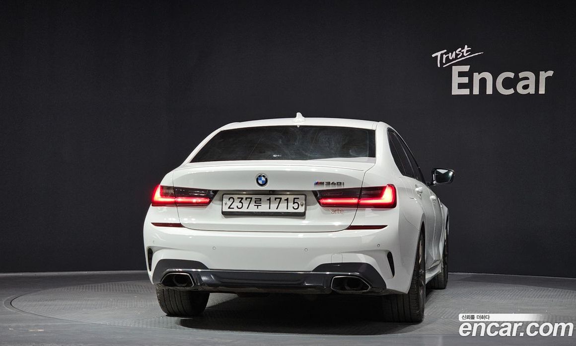 BMW 3-Series (G20) фото 4
