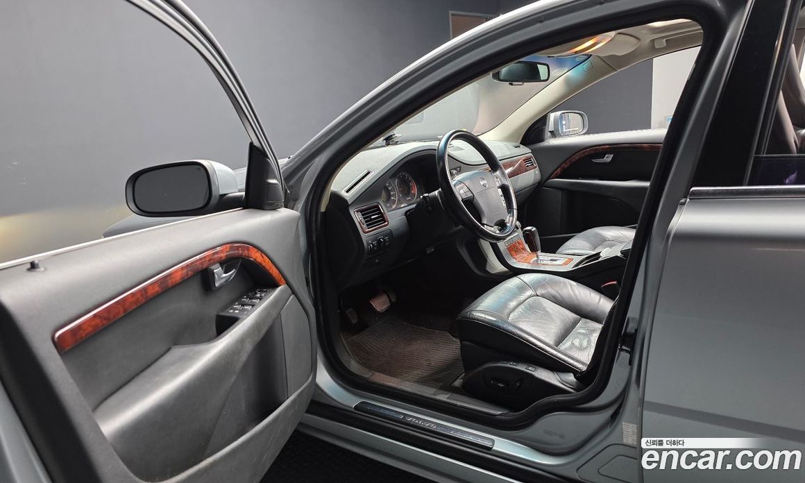 Volvo S80 фото 10
