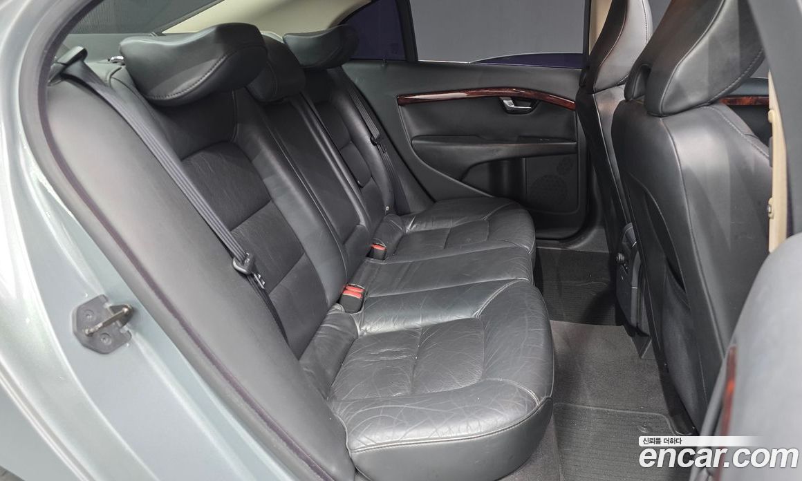 Volvo S80 фото 12