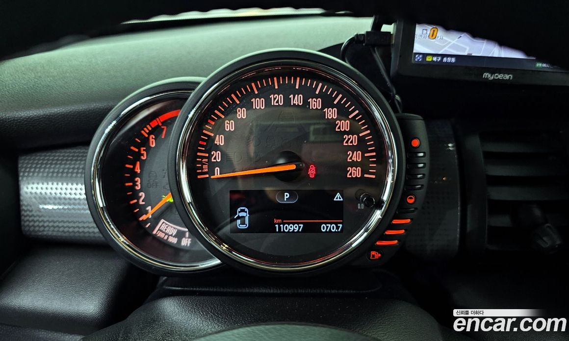 Mini Cooper фото 8