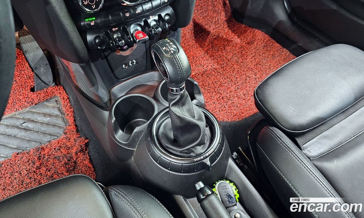 Mini Cooper фото 9