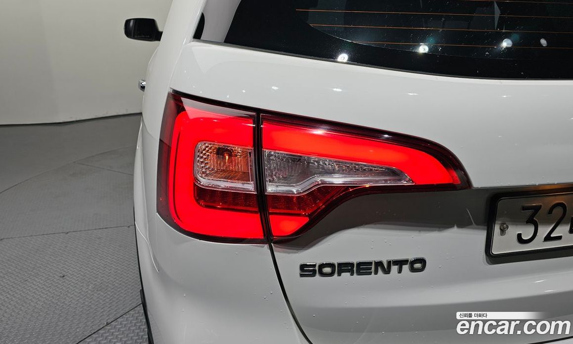 Kia Sorento 2nd Gen Restyling фото 23