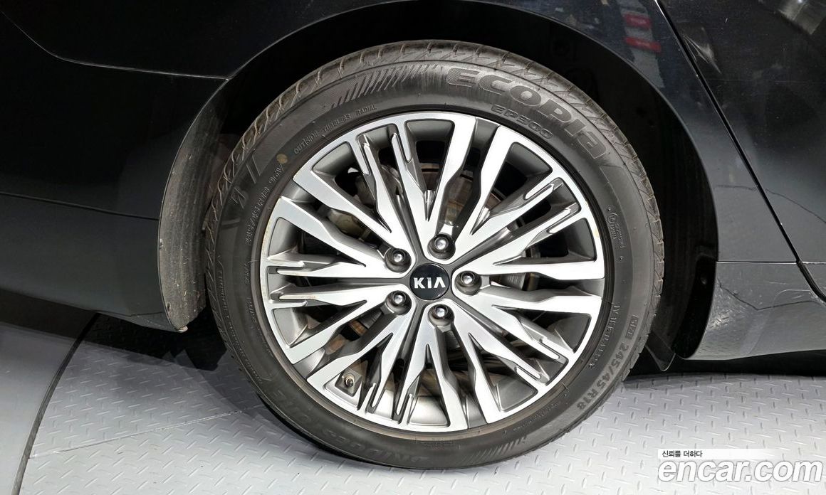 Kia K7 Hybrid 2nd Gen Restyling фото 5