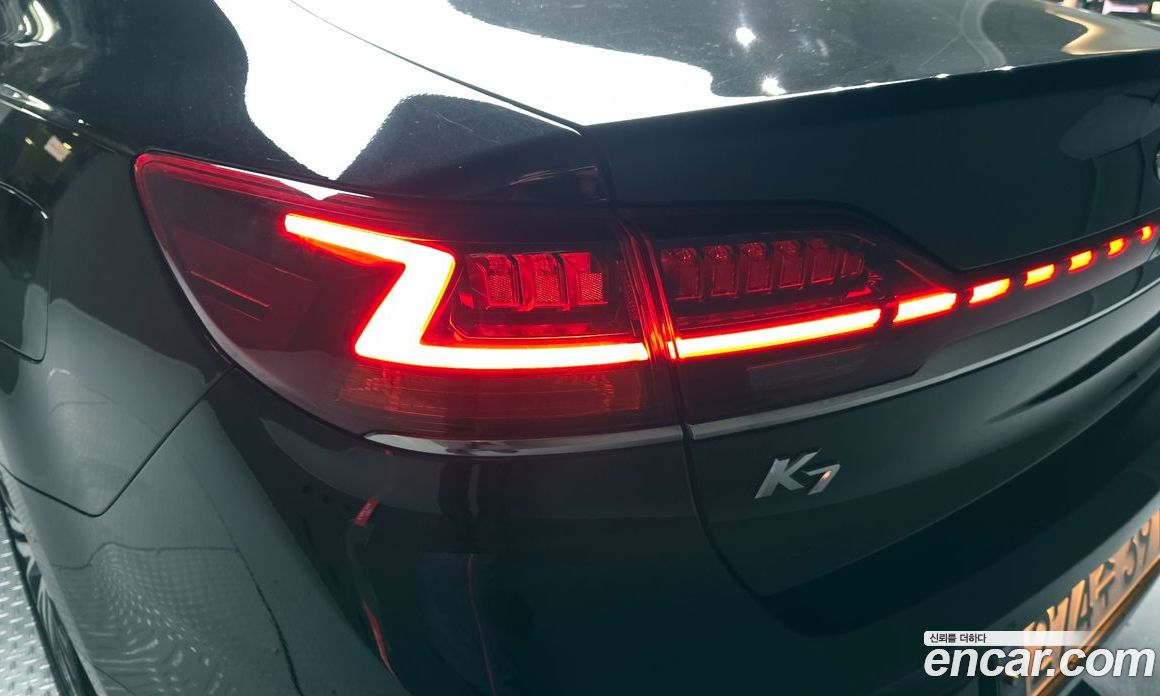 Kia K7 Hybrid 2nd Gen Restyling фото 23
