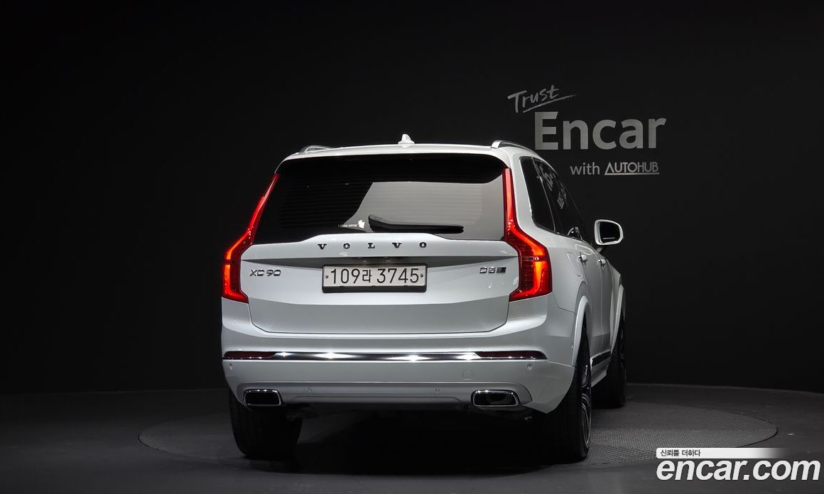Volvo XC90 2nd Gen фото 4