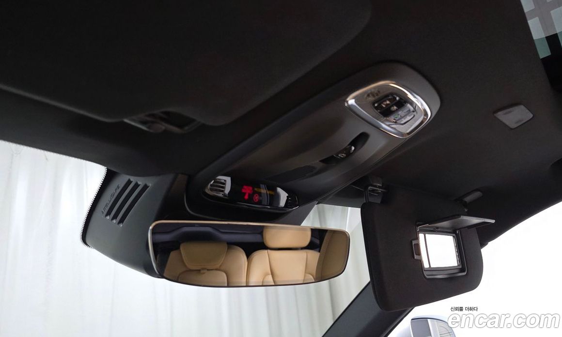 Volvo XC90 2nd Gen фото 17