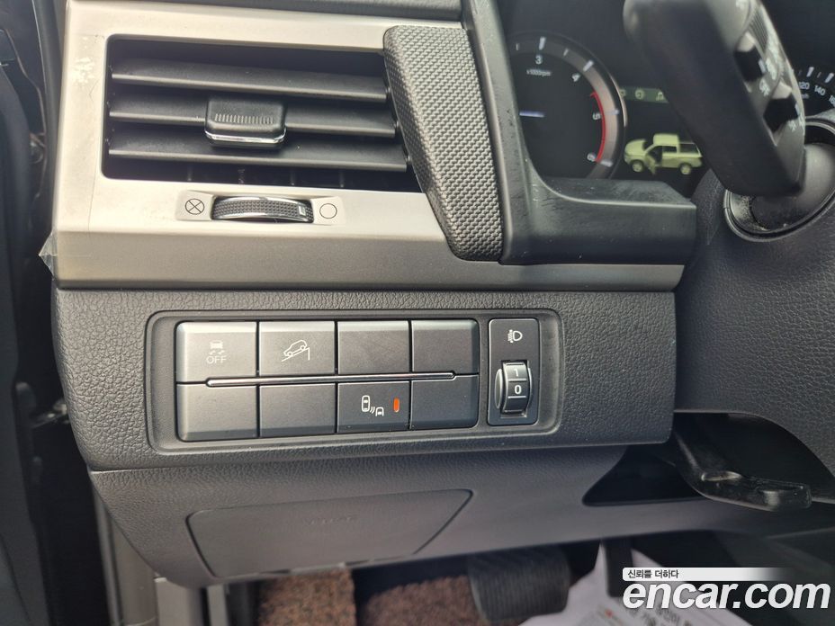SsangYong (KG Mobility) Rexton Sports фото 12