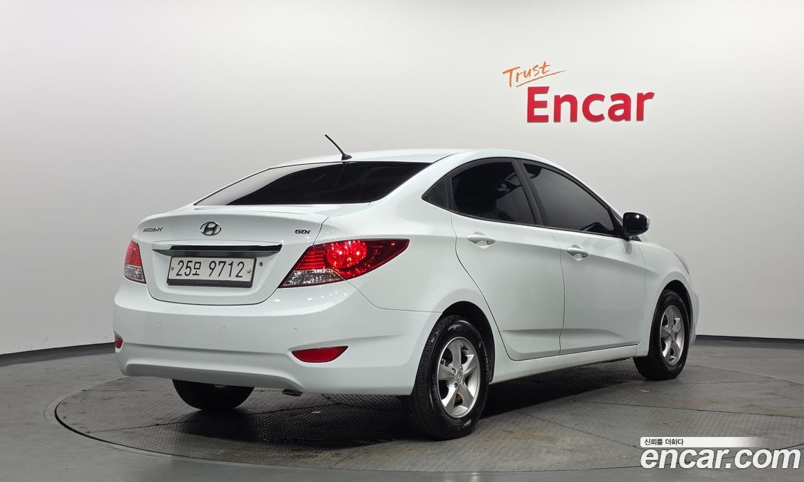 Hyundai Accent (New Type) фото 2