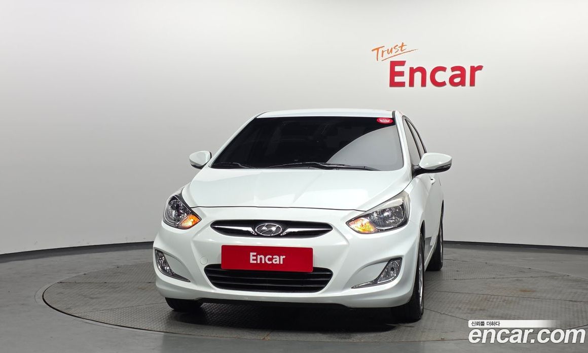 Hyundai Accent (New Type) фото 3
