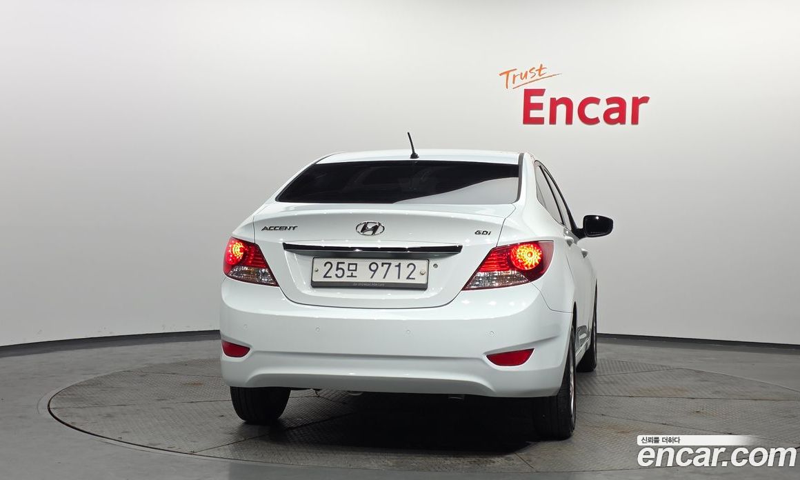 Hyundai Accent (New Type) фото 4