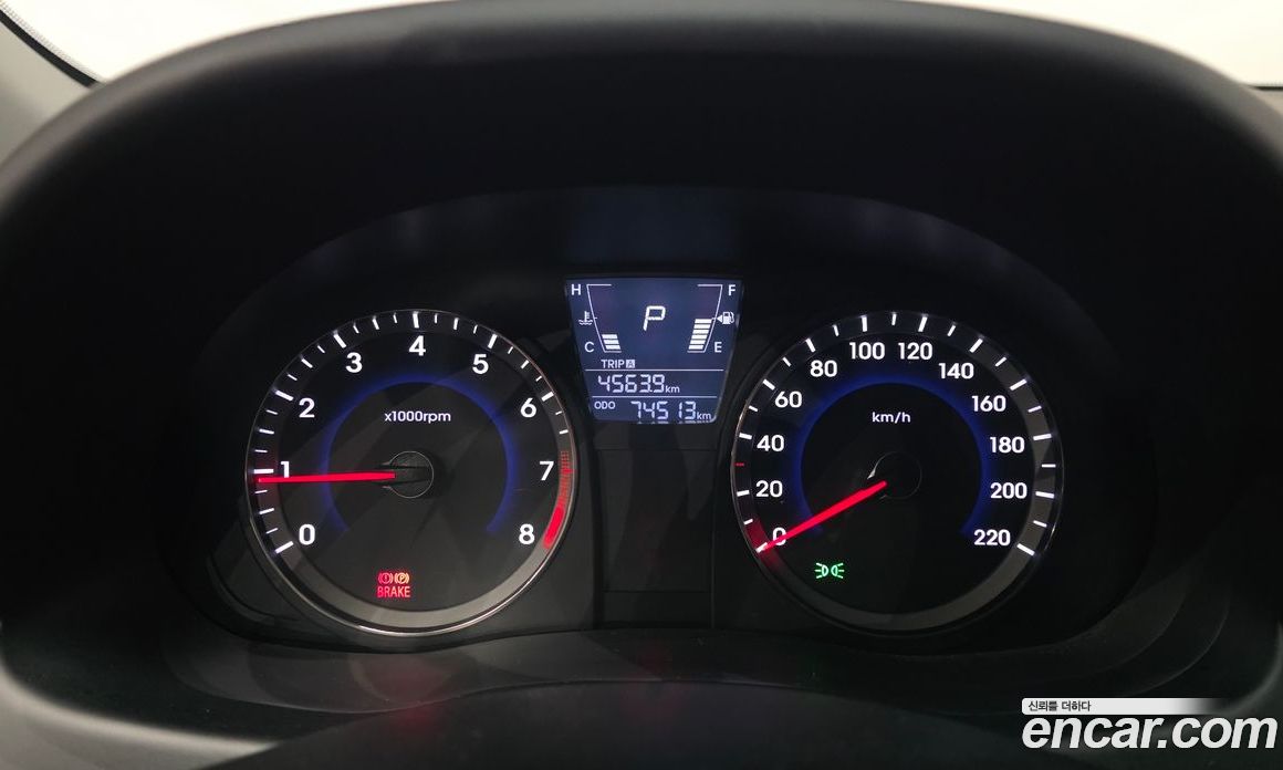 Hyundai Accent (New Type) фото 8