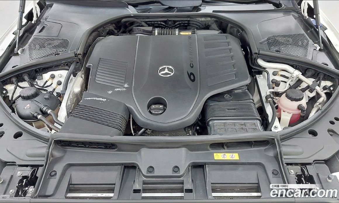 Mercedes-Benz S-Class W223 фото 6