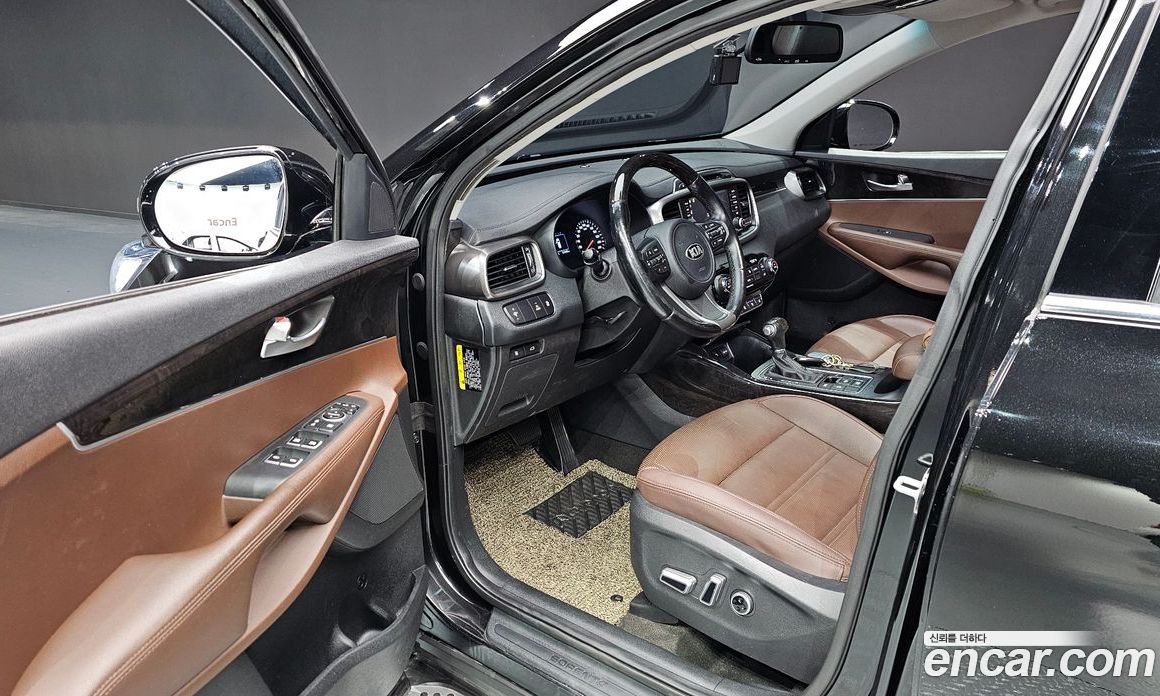 Kia Sorento 3rd Gen фото 11
