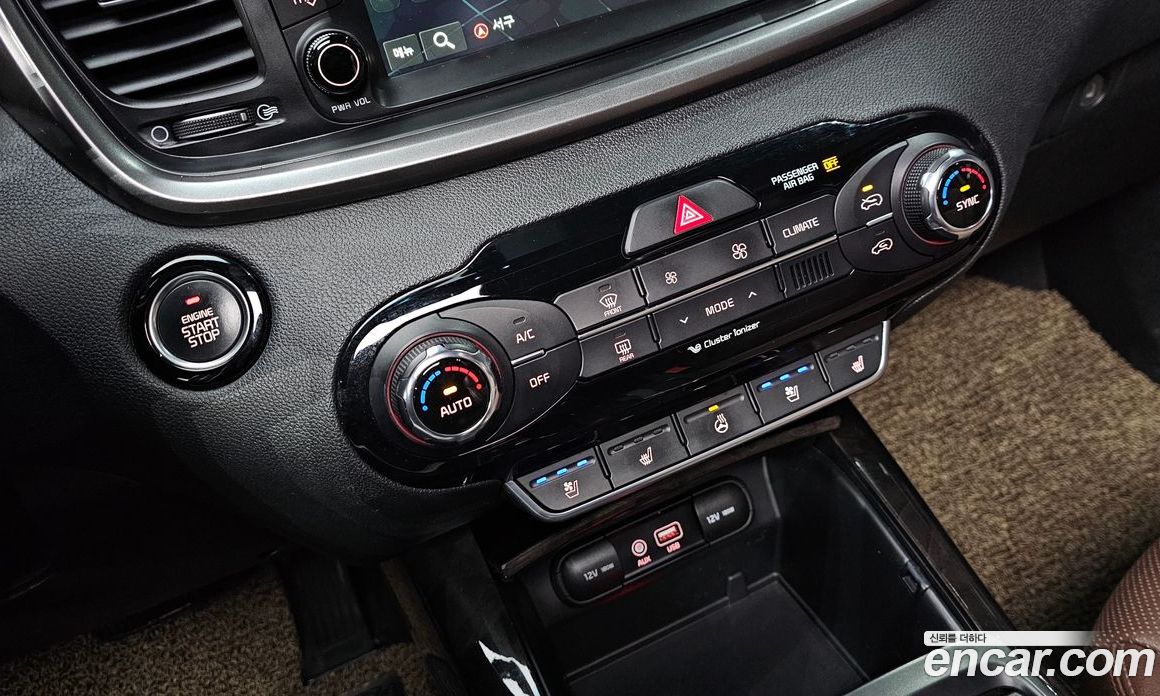 Kia Sorento 3rd Gen фото 16