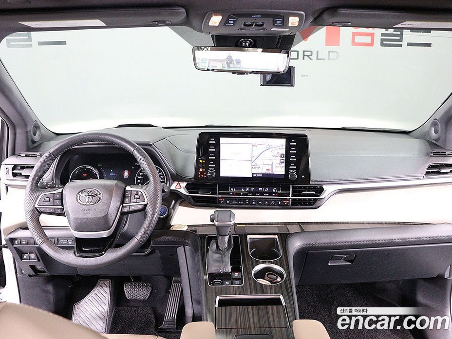 Toyota Sienna 4th Gen фото 13