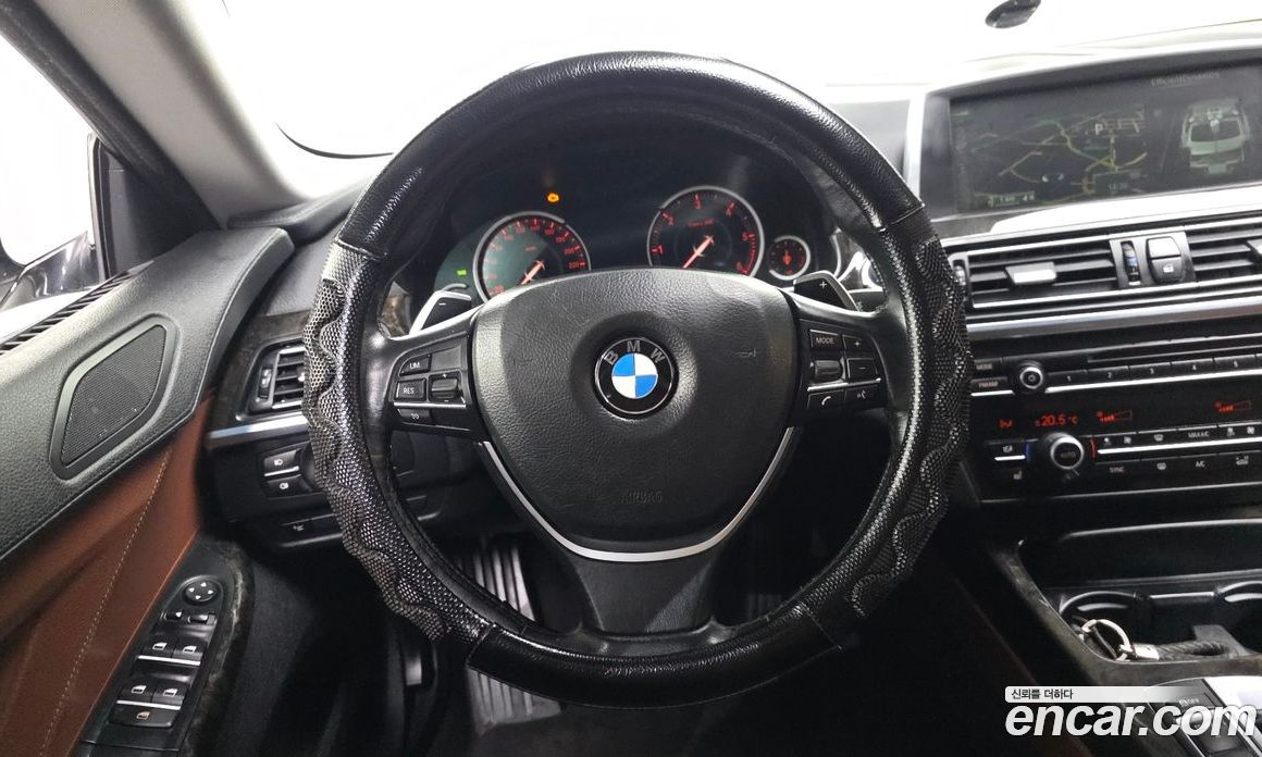 BMW 6-Series (F12) фото 14