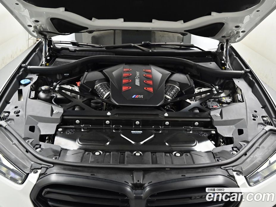 BMW X6M (G06) фото 6