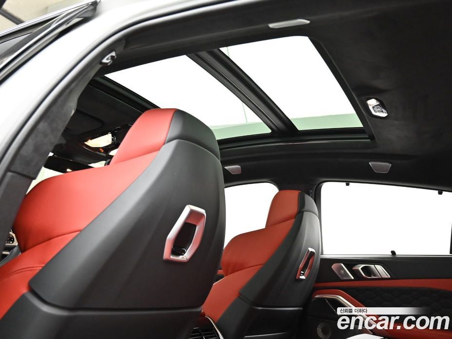 BMW X6M (G06) фото 18