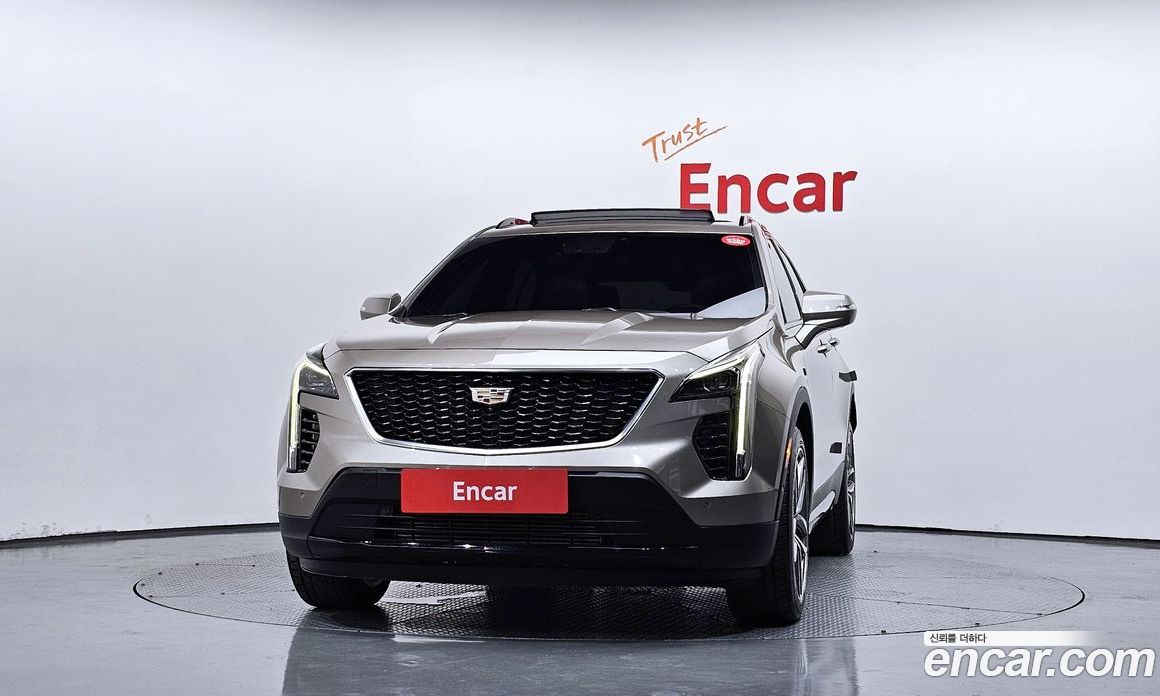 Cadillac XT4 фото 3