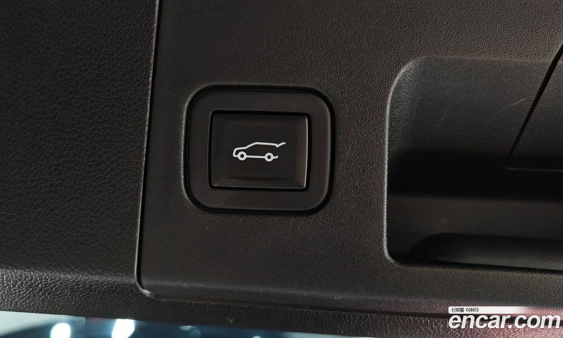 Cadillac XT4 фото 34