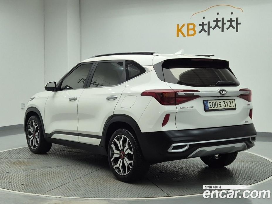 Kia Seltos фото 3