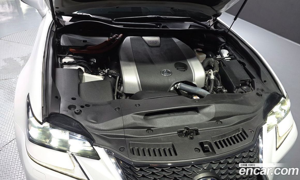 Lexus New GS450h фото 6