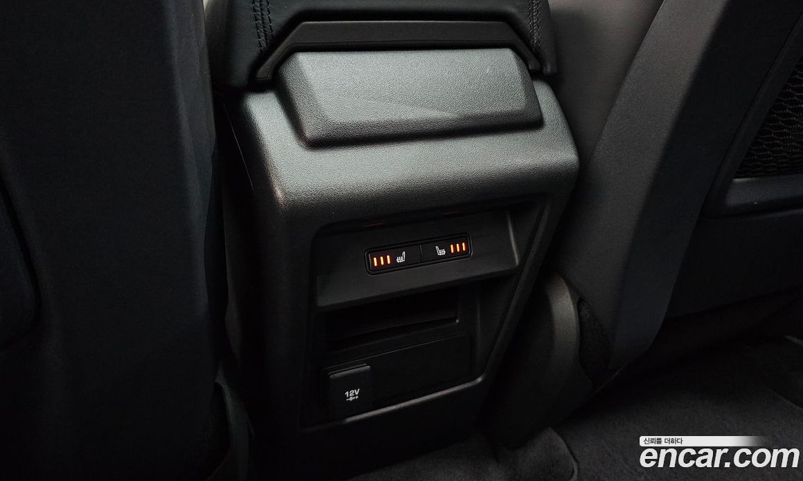 Land Rover Discovery Sport 1st Gen фото 20
