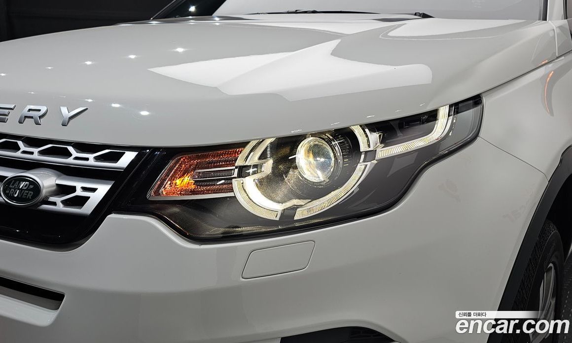 Land Rover Discovery Sport 1st Gen фото 22