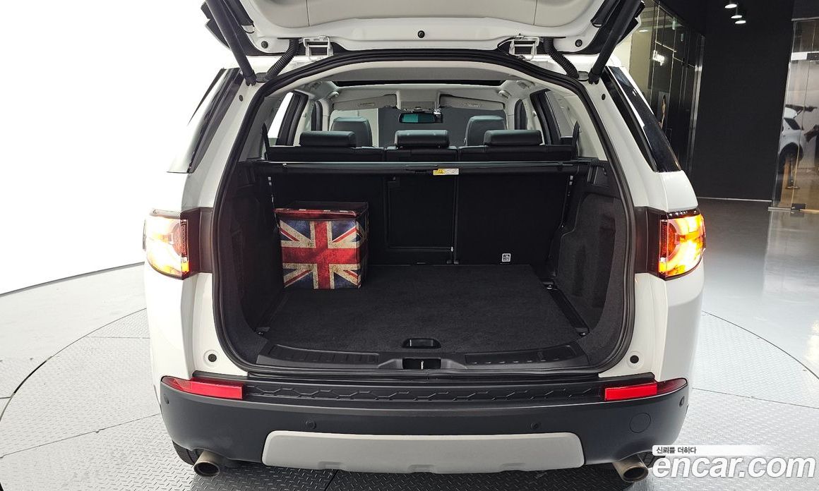 Land Rover Discovery Sport 1st Gen фото 29