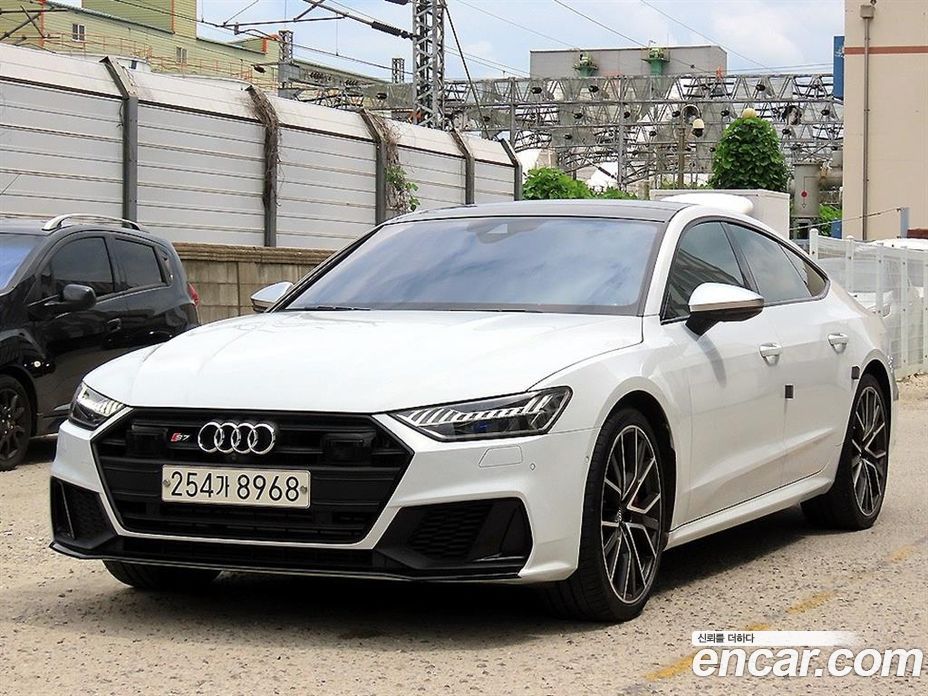 Audi S7 (4K) фото 2