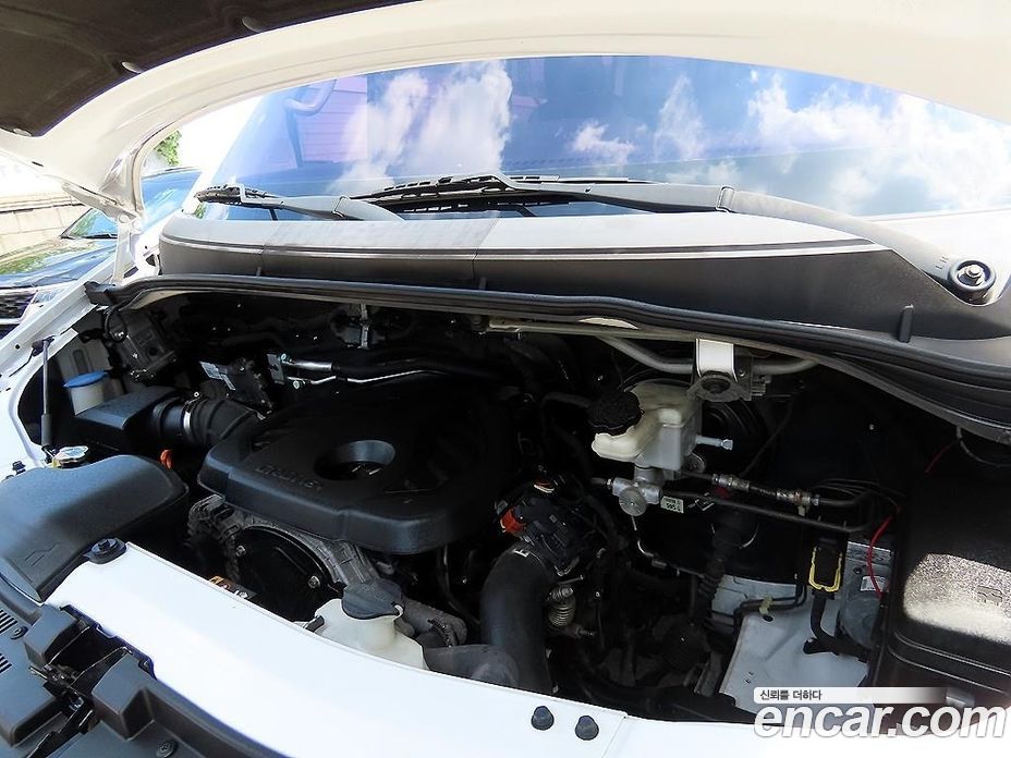 Hyundai Solati фото 19