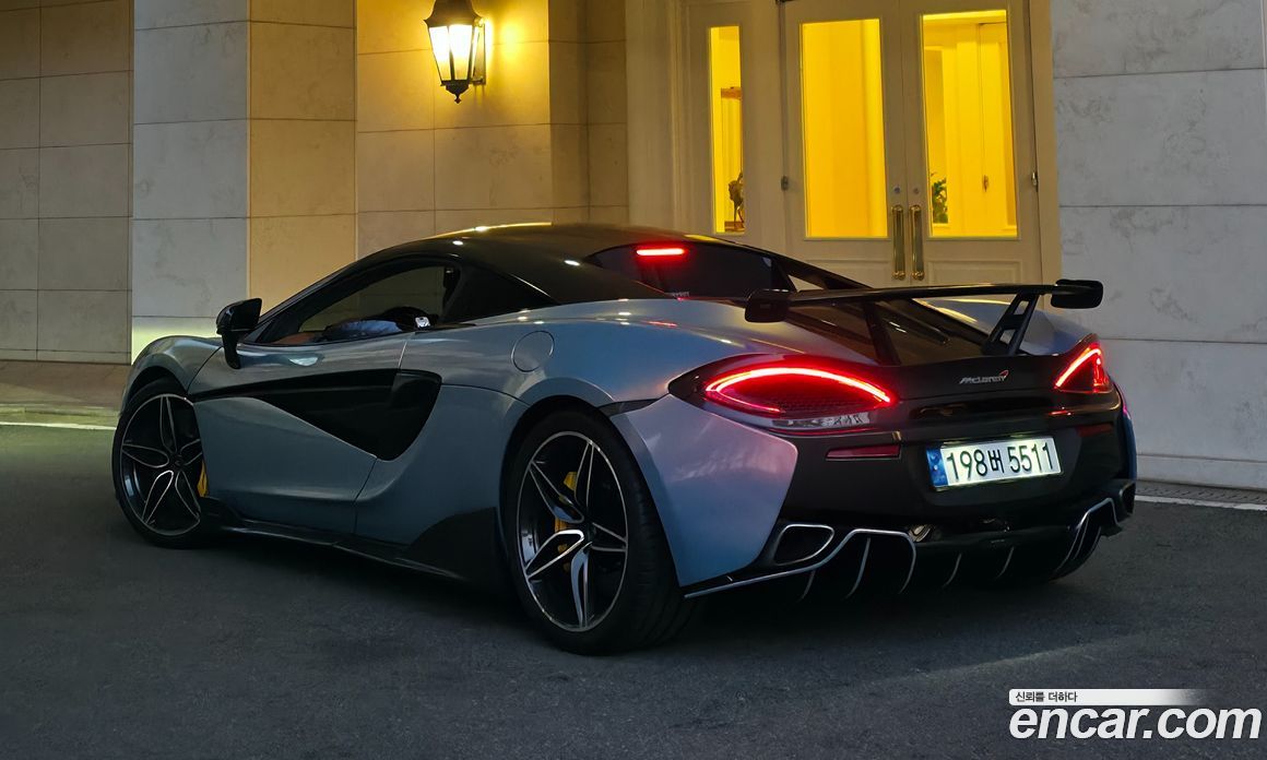 McLaren 570S фото 2