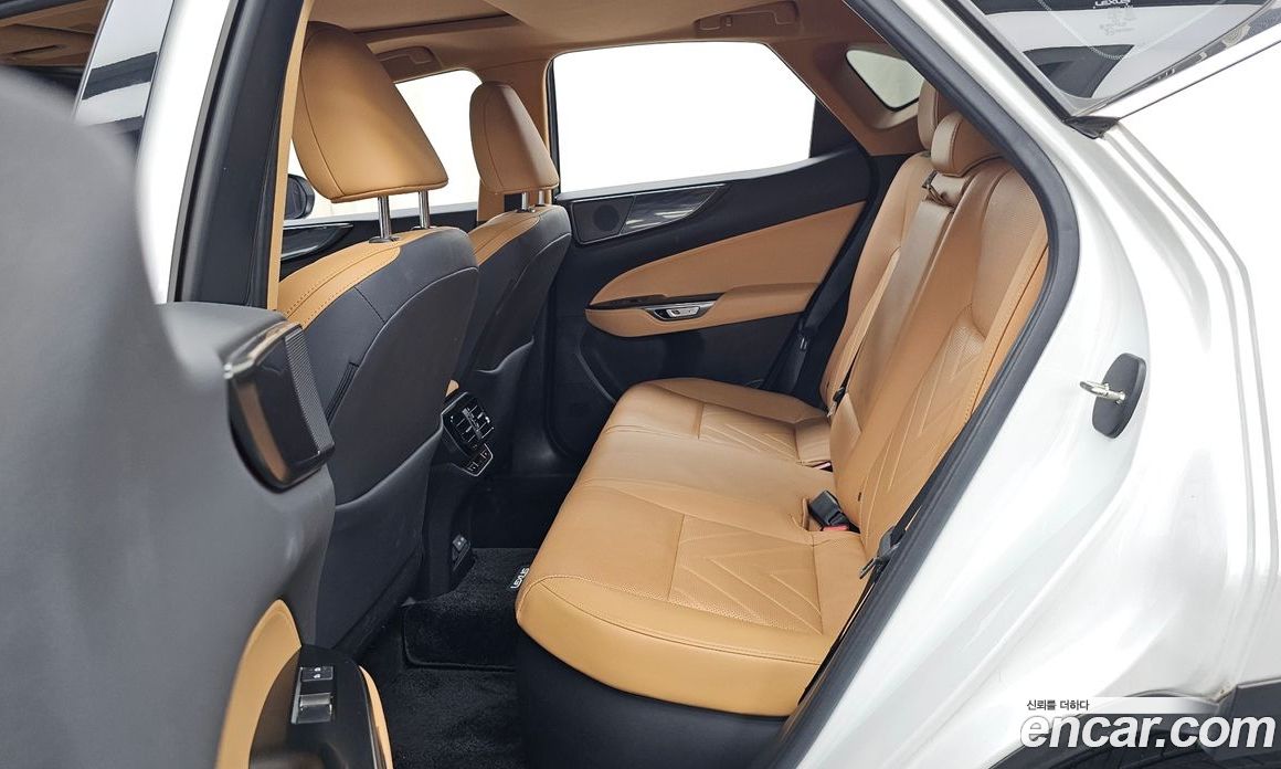 Lexus NX350h 2nd Gen фото 26
