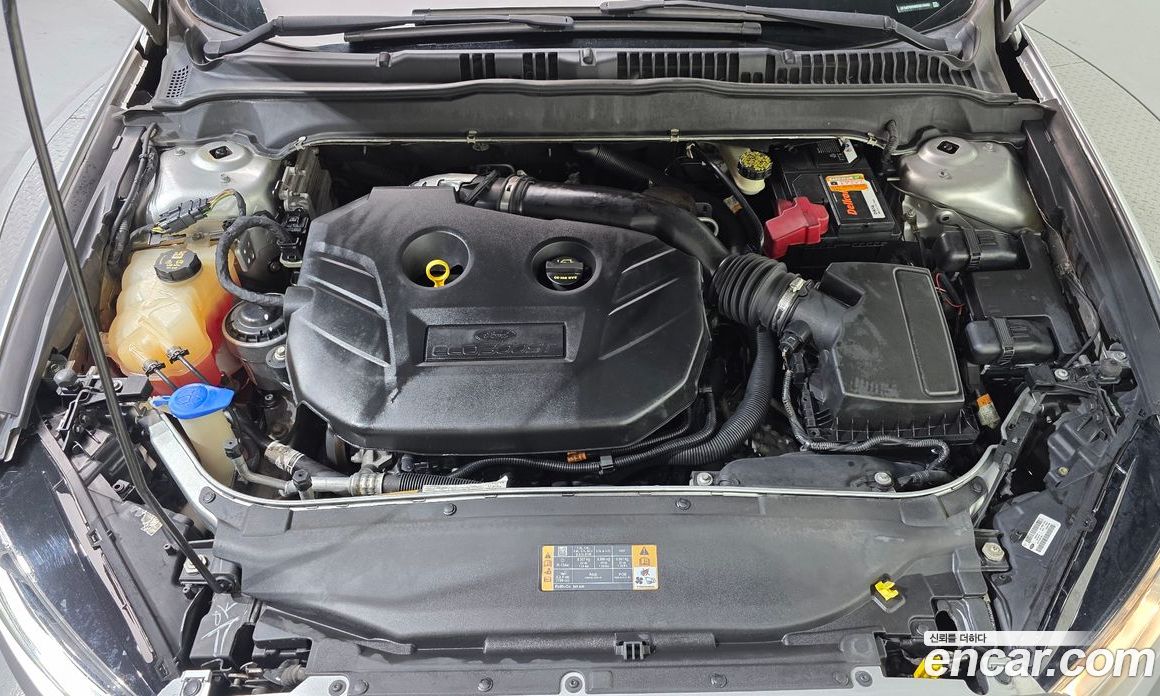 Ford Fusion фото 6