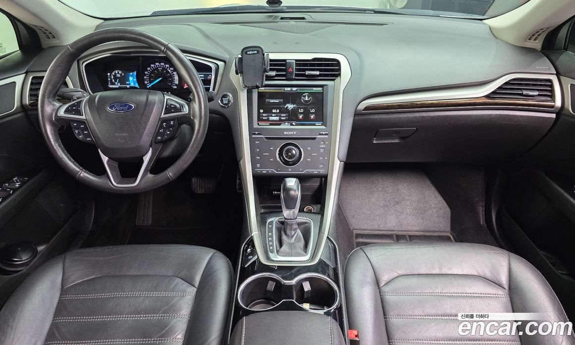 Ford Fusion фото 7