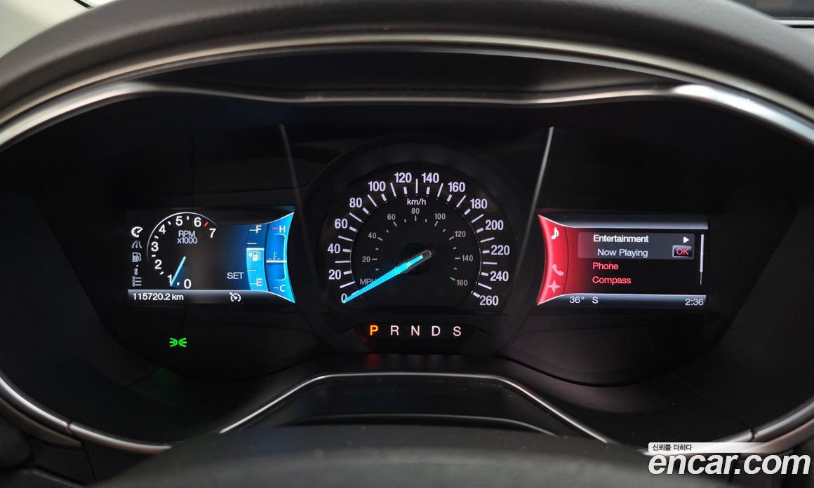 Ford Fusion фото 8