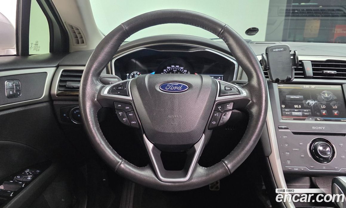 Ford Fusion фото 13