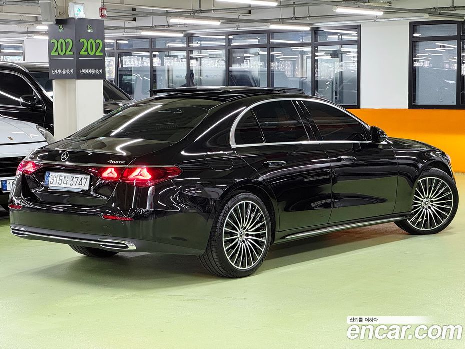 Mercedes-Benz E-Class W214 фото 2