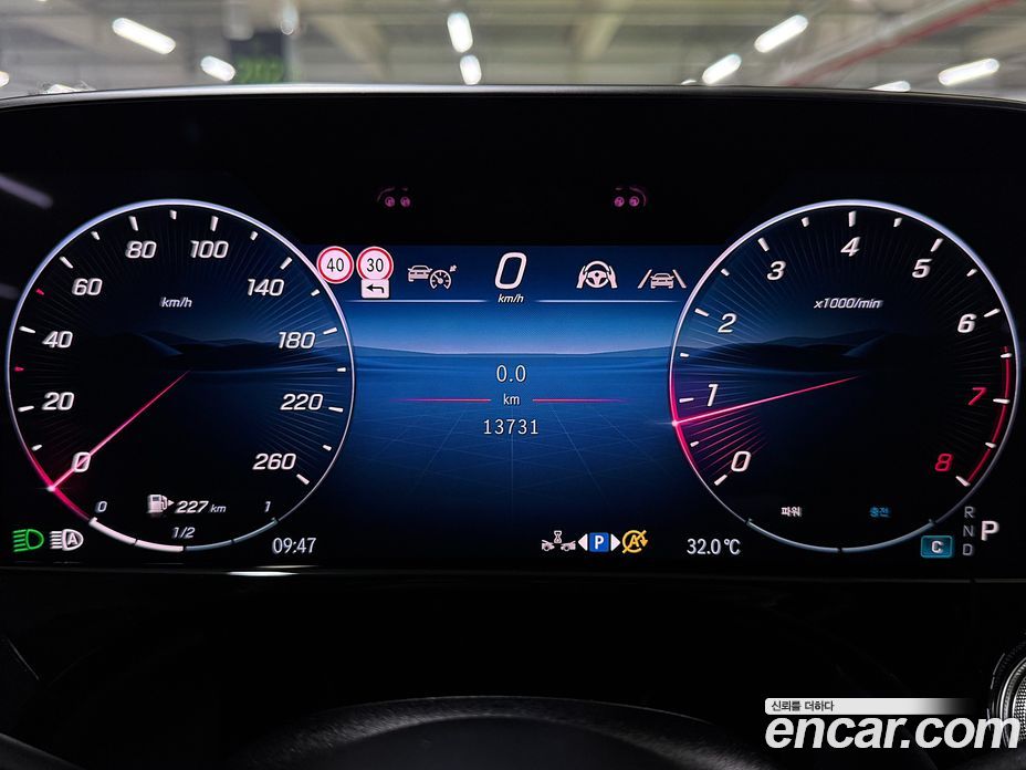 Mercedes-Benz E-Class W214 фото 11