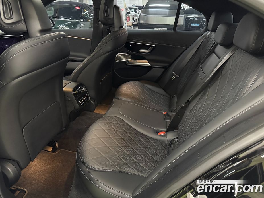 Mercedes-Benz E-Class W214 фото 18