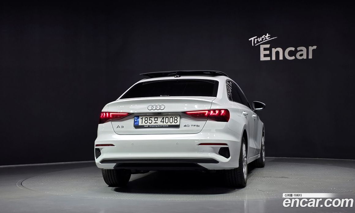 Audi A3 (8Y) фото 4